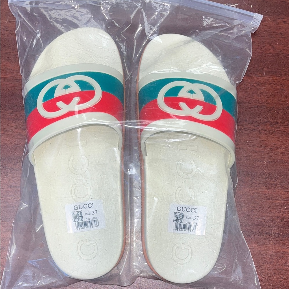 Gucci Cream and Red Logo Slide Sandals